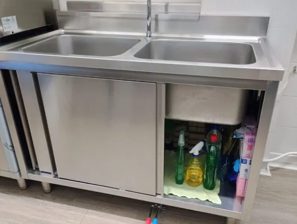 8#8315 Lavabo acciaio inox 2 vasche con alzatina