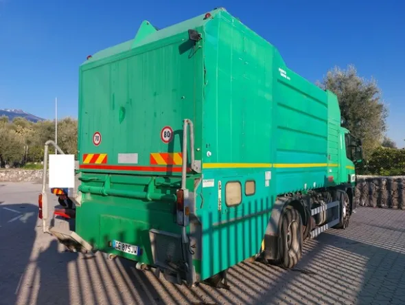 35#7528 Lavacassonetti-Lavastrade Scania