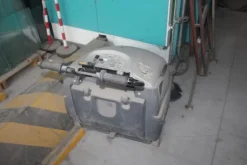 23#5644 Lavapavimenti Karcher e spazzolatrice Silver