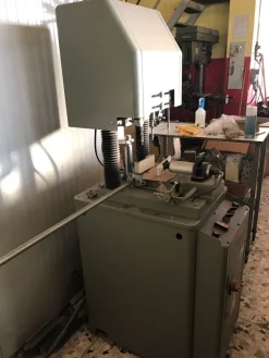 LAVORAZIONE FERRO E ALLUMINIO