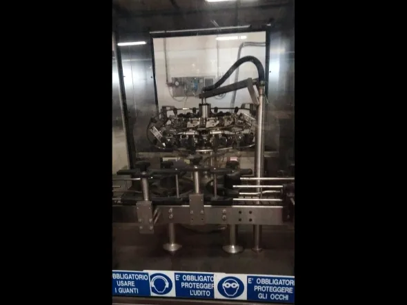 LC547 Linea di imbott. per vino fermo 2000 bph usata