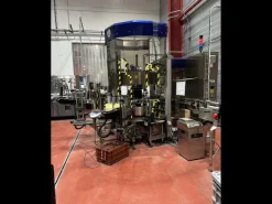 LC553 Linea di imbott. usata spumante e vino fermo 4000