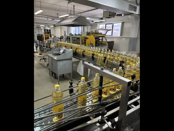 LC557 Linea di imb.usata olio commestibile da 6000 bph