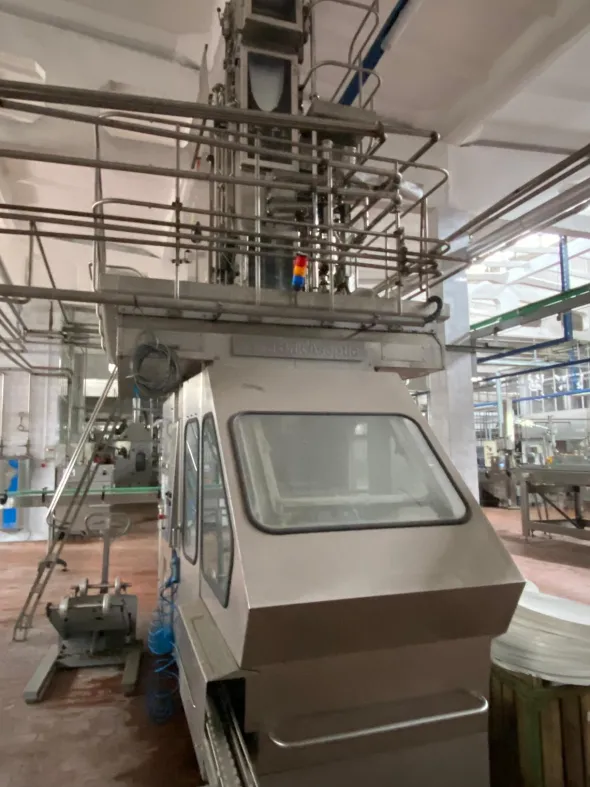 LC619 Linea di riemp. Tetra Pak TBA-8 SQ 1000 ml usata