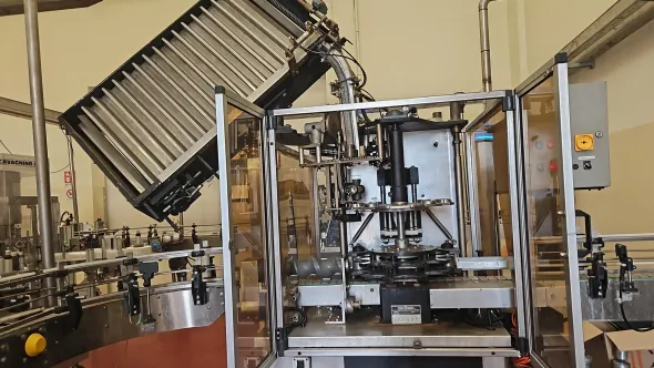 LC595 Linea isobarica usata x vino in vetro - 2000BPH