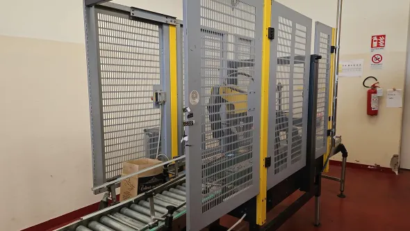 LC595 Linea isobarica usata x vino in vetro - 2000BPH