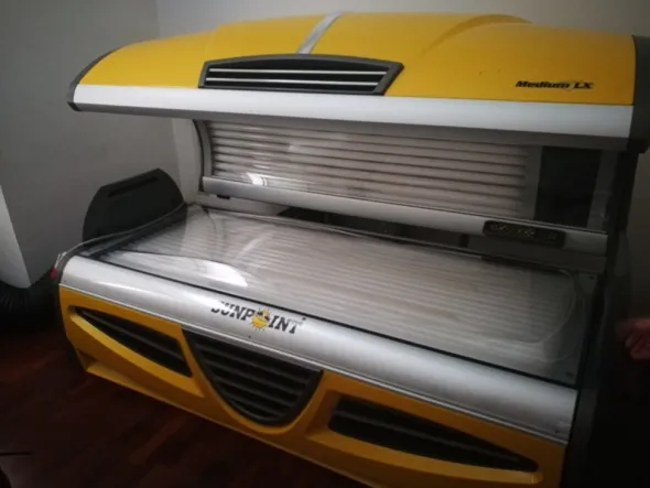 Lettino Solare Abbronzante