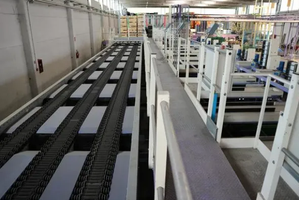 4#2047 Linea di calibratura e confezionamento frutta Unitec