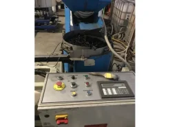 LINEA DI ESTRUSIONE PER TUBI DA IRRIGAZIONE CON GOCCIOLATORI