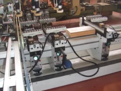18#3388 Linea di foratura inseritura Morbidelli revisionata e verniciata a nuovo