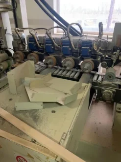 Linea di levigatura elettronica OMEF mod. FUTURA