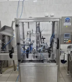 Linea di riempimento e tappatura bottigliea 2000 ml