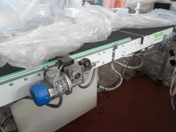 3#69013 Linea di selezione e confezionamento sacchetti/cestini mele
