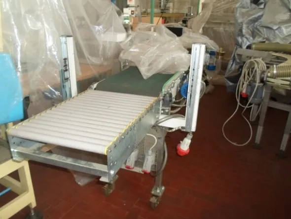 3#69013 Linea di selezione e confezionamento sacchetti/cestini mele