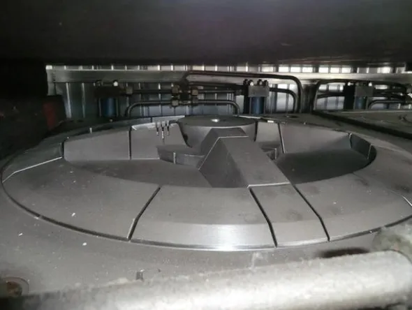 1#4306 Linea di stampi per la produzione di tavolini ribaltabili quadrati e rotondi