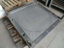 1#4306 Linea di stampi per la produzione di tavolini ribaltabili quadrati e rotondi