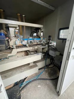 Linea per produzione di porte e finestre CML