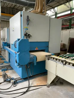 Linea per produzione di porte e finestre CML