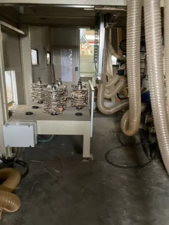 Linea per produzione di porte e finestre CML