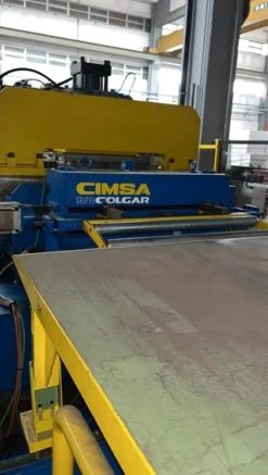 1#7388 Linea produzione plafoniere Cimsa