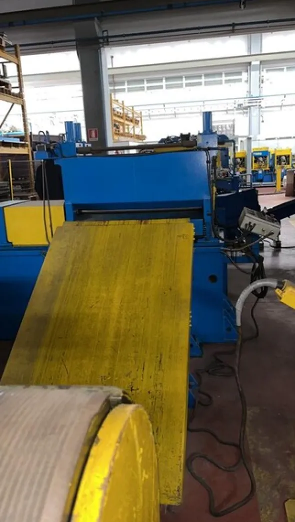 1#7388 Linea produzione plafoniere Cimsa