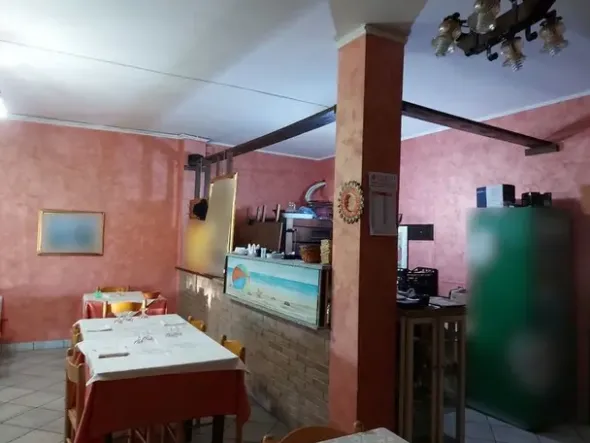 #11746 Locale adibito a trattoria al piano terra