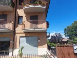 #23692 Locale commerciale