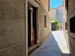 #18289 Locale commerciale adibito a ristorazione