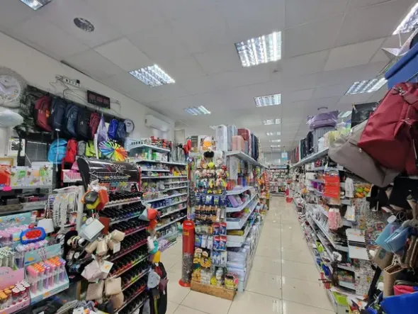#24668 Locale commerciale a reddito