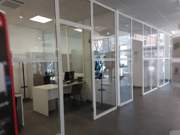 #15119 Locale commerciale con magazzino e uffici