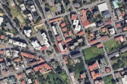 #25196 Locale commerciale con uffici su due livelli in zona semicentrale