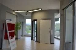 #2639972 Locale commerciale di due piani