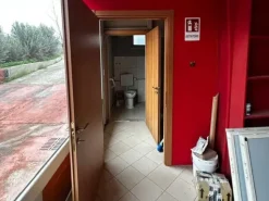 #2639972 Locale commerciale di due piani