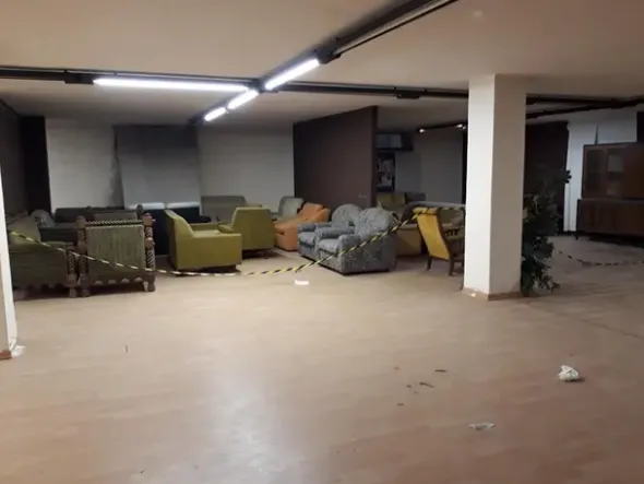 #14139 Locale commerciale di 2.800 mq