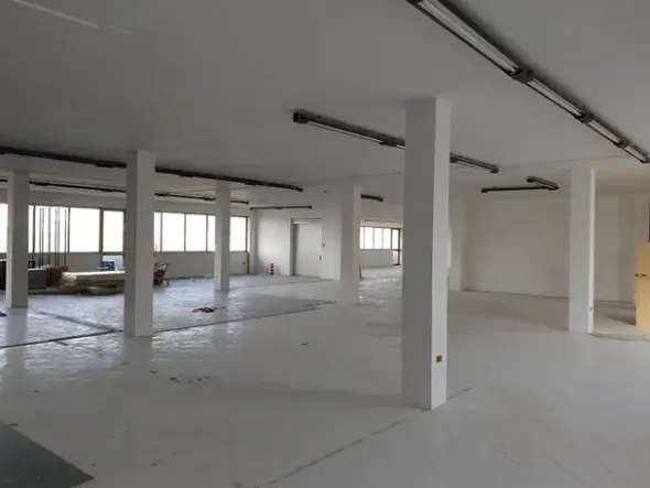 #14139 Locale commerciale di 2.800 mq