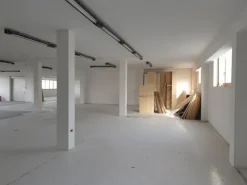 #14139 Locale commerciale di 2.800 mq