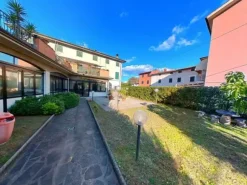 #24699 Locale commerciale