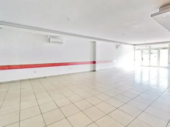 #25029 Locale Commerciale Ex Ristorante (sub 18)