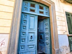 #20830 Locale commerciale fronte mare (sub 114)