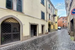 #25306 Locale commerciale in centro storico