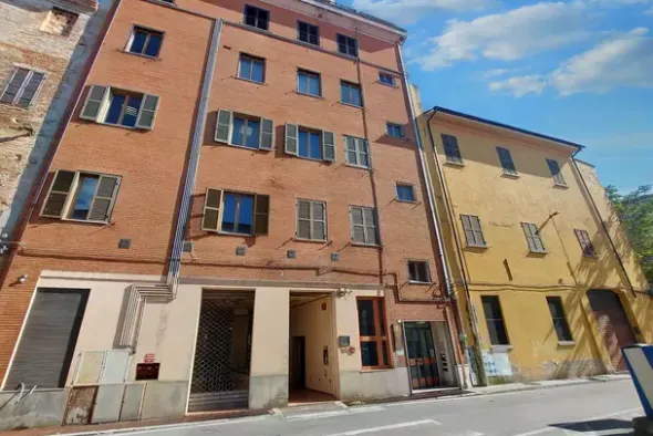 #20783 Locale commerciale in centro storico