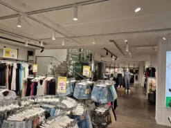 #24661 Locale commerciale in centro storico a Reddito