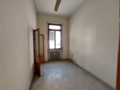 #2528007 Locale commerciale in Vendita _ ZEME
