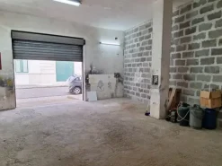 #25908 Locale commerciale in vendita