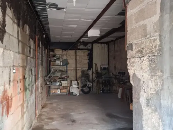 #25908 Locale commerciale in vendita