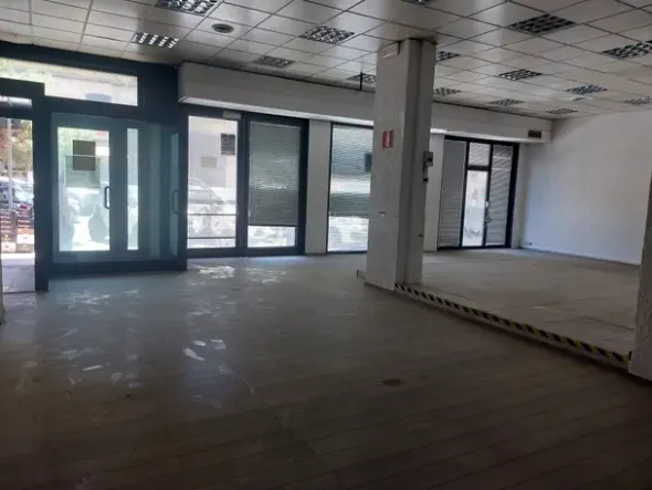 #2535014 Locale commerciale in Vendita _ CATANIA
