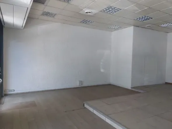 #2535014 Locale commerciale in Vendita _ CATANIA