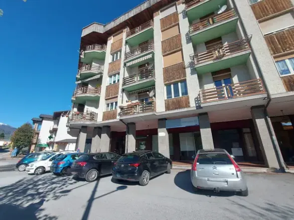 #2528002 Locale commerciale in Vendita _ DEMONTE