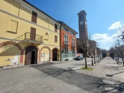#2638161 Locale commerciale in Vendita