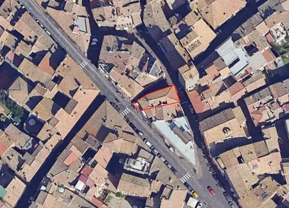 #2520001 Locale Commerciale in zona centrale
